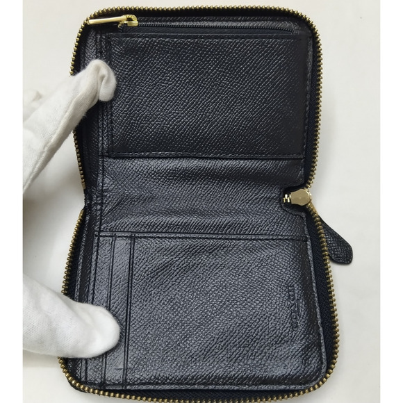 Coach Black Leather Zip Around Credit Card Square Wallet - Picture 9 of 13